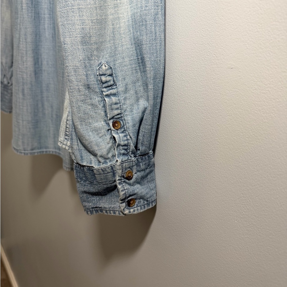Merona Light Blue Chambray 3/4 Button Down Shirt women’s XL - Picture 6 of 8
